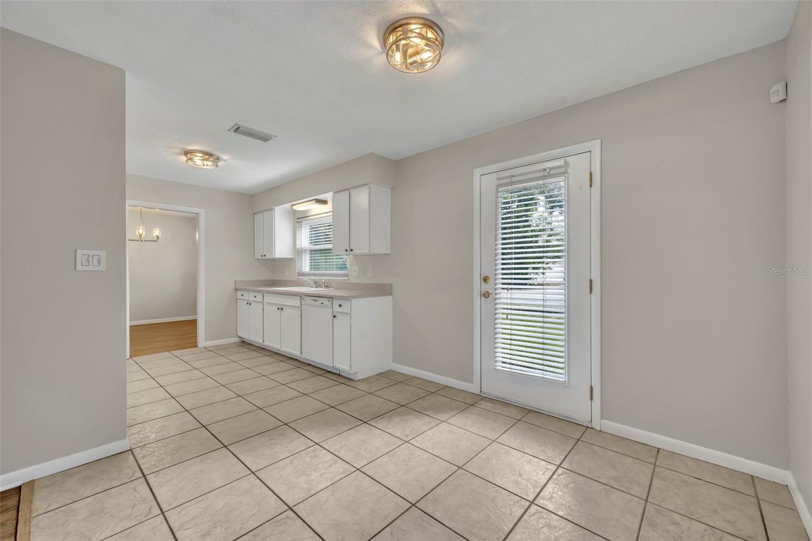 GREENFIELD MANOR - Residential