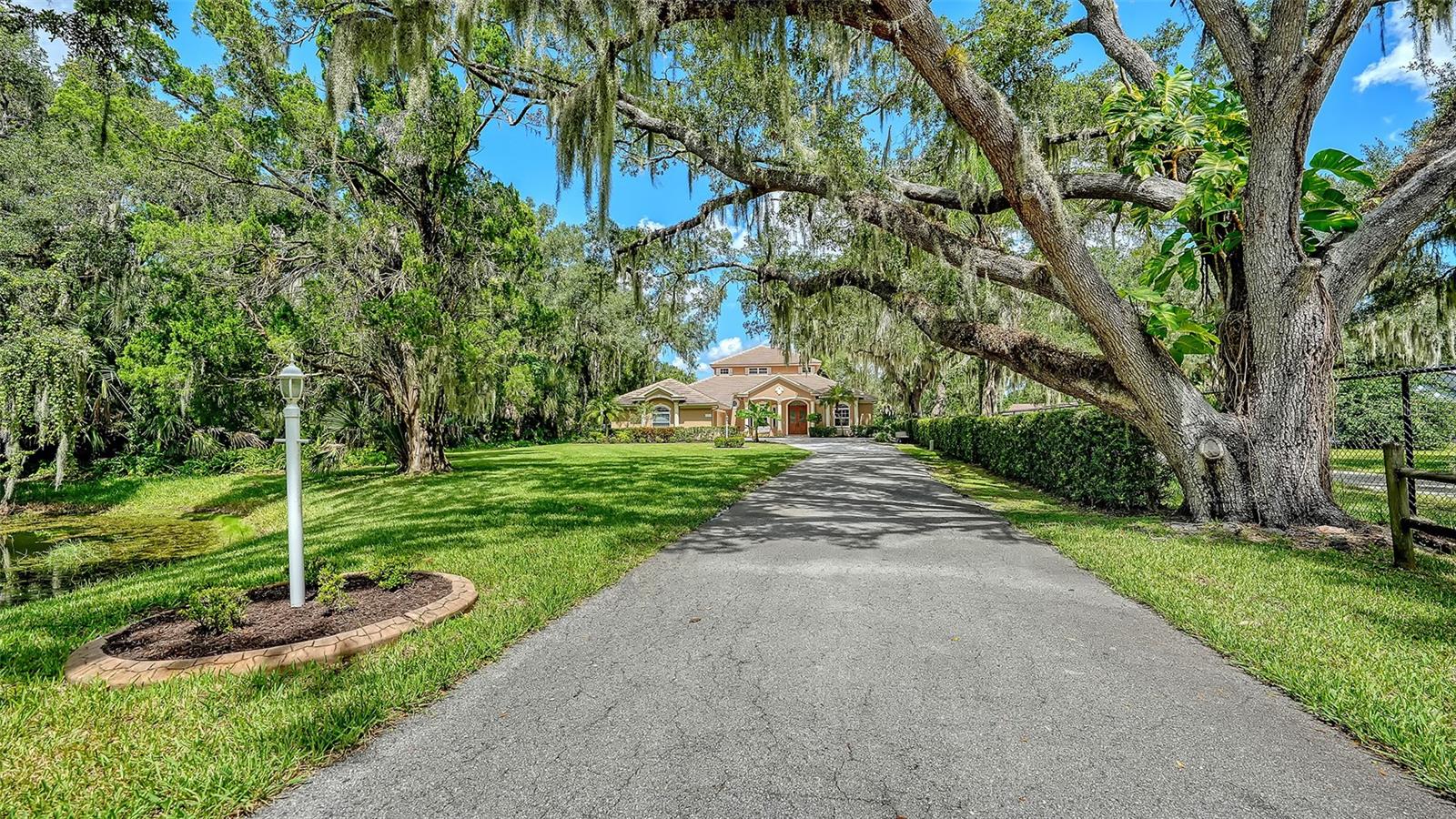 8424 COASH ROAD, SARASOTA, FL, 34241 4 8424 COASH ROAD
