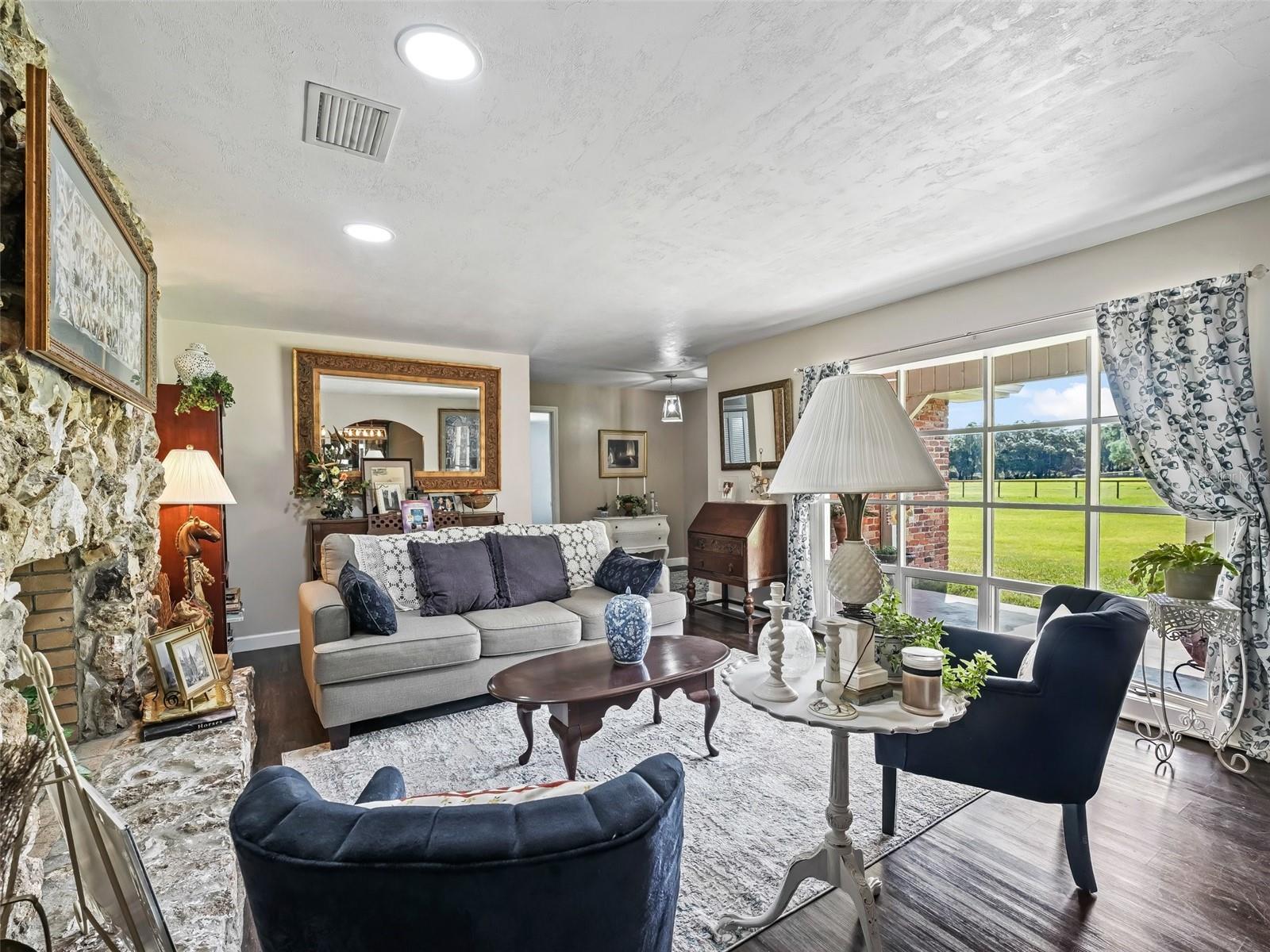 BASS LAKE RANCHES - Residential