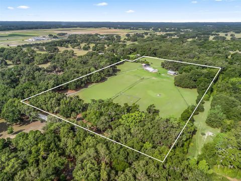 Tiny photo for 18370 NW 20th Avenue, Citra, FL 32113 (MLS # OM701452)