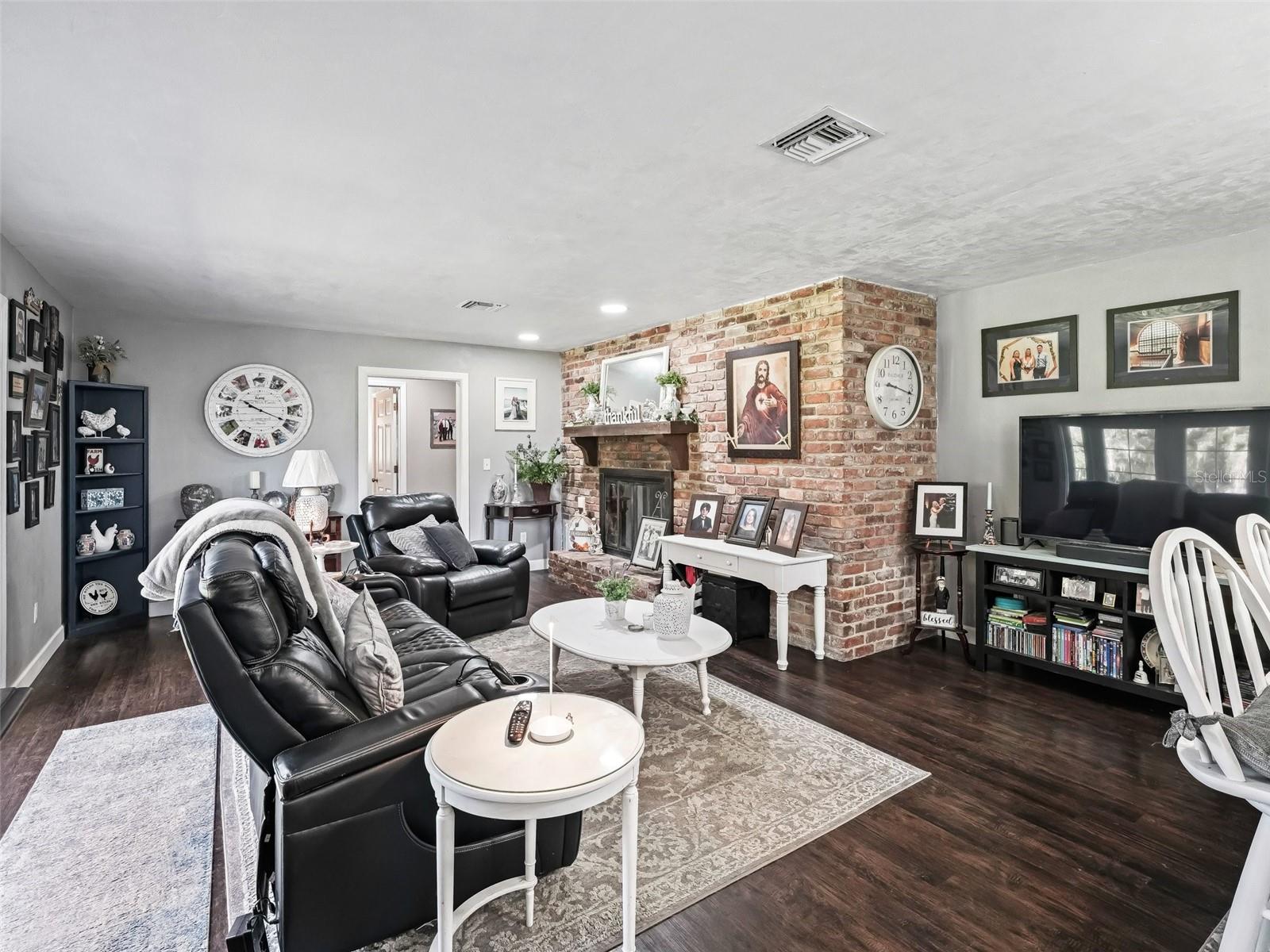 BASS LAKE RANCHES - Residential