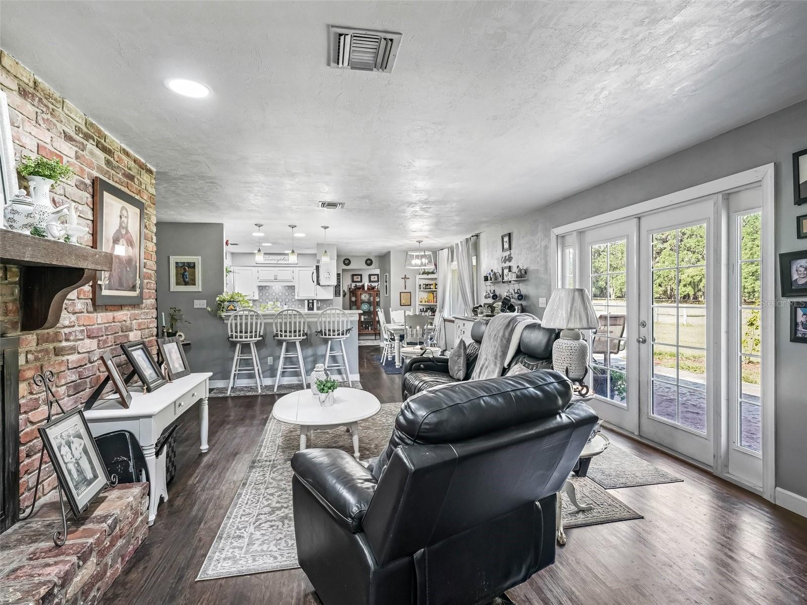 BASS LAKE RANCHES - Residential