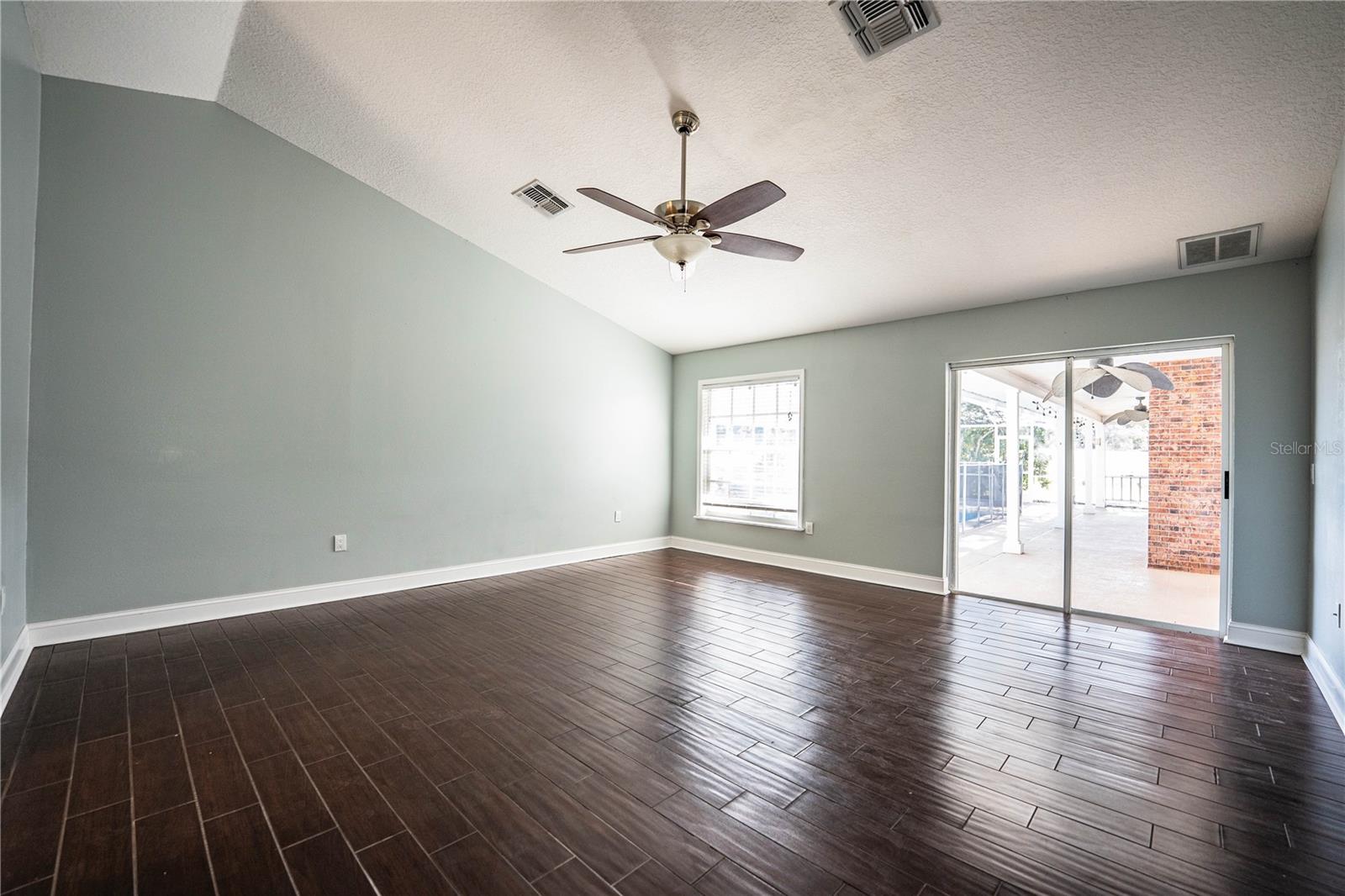 POLEY CREEK - Residential