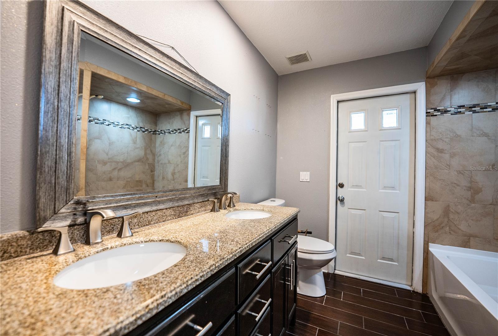 POLEY CREEK - Residential