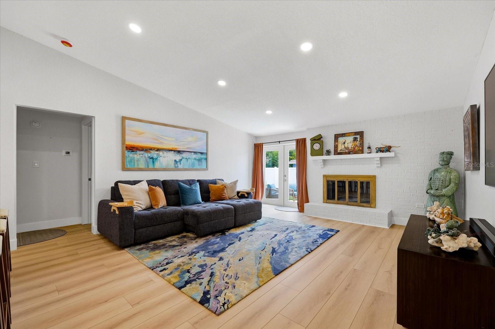 ORANGEWOOD HIGHLANDS 1ST ADD - Residential