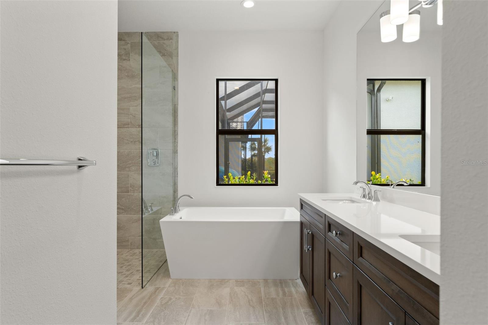 ARIA PHASE III - Residential