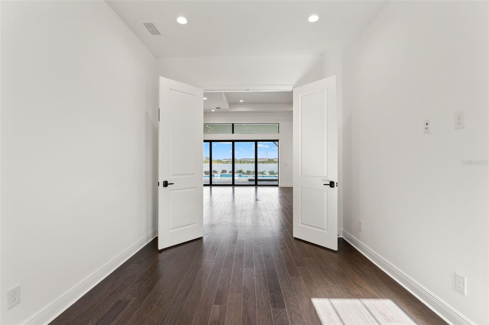 ARIA PHASE III - Residential