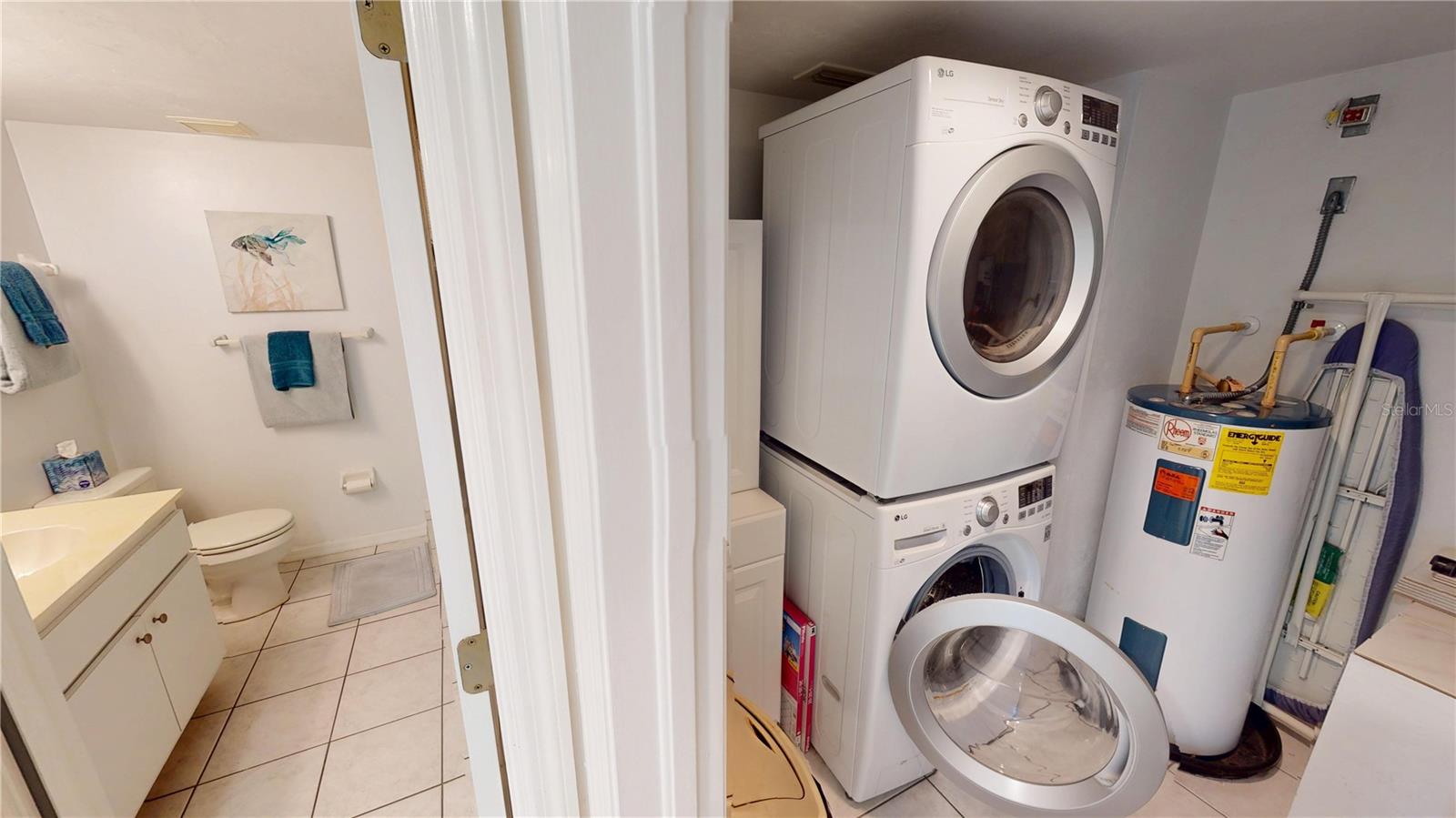 NORTH SHORE/KINGSWAY CONDOM - Residential