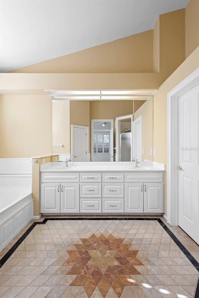 BENTLEY GREEN UNIT 1 - Residential