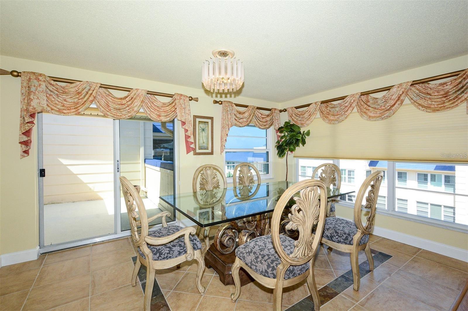 3804 GULF OF MEXICO DRIVE B-402
