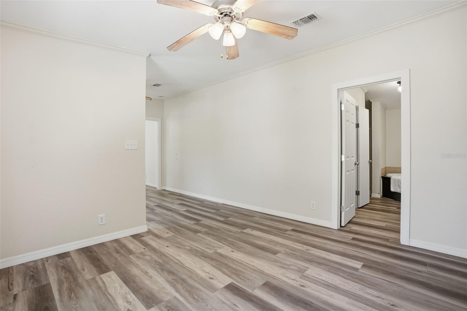 WEEKI WACHEE ACRES ADD - Residential