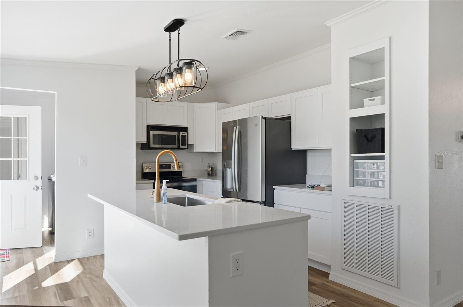 3315 SOUTHWEST BOULEVARD