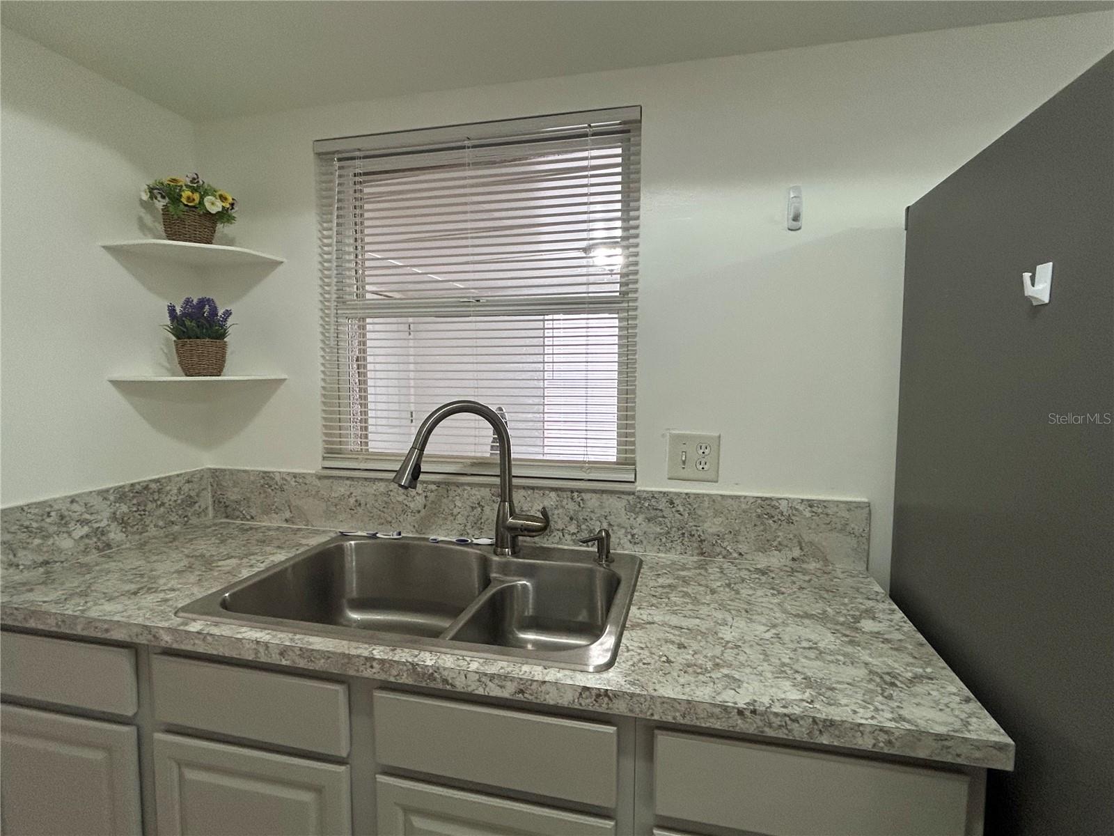 FAIRLAWN PARK UNITS 4 & 5 - Residential