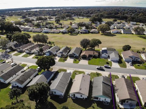 A home in LAKELAND