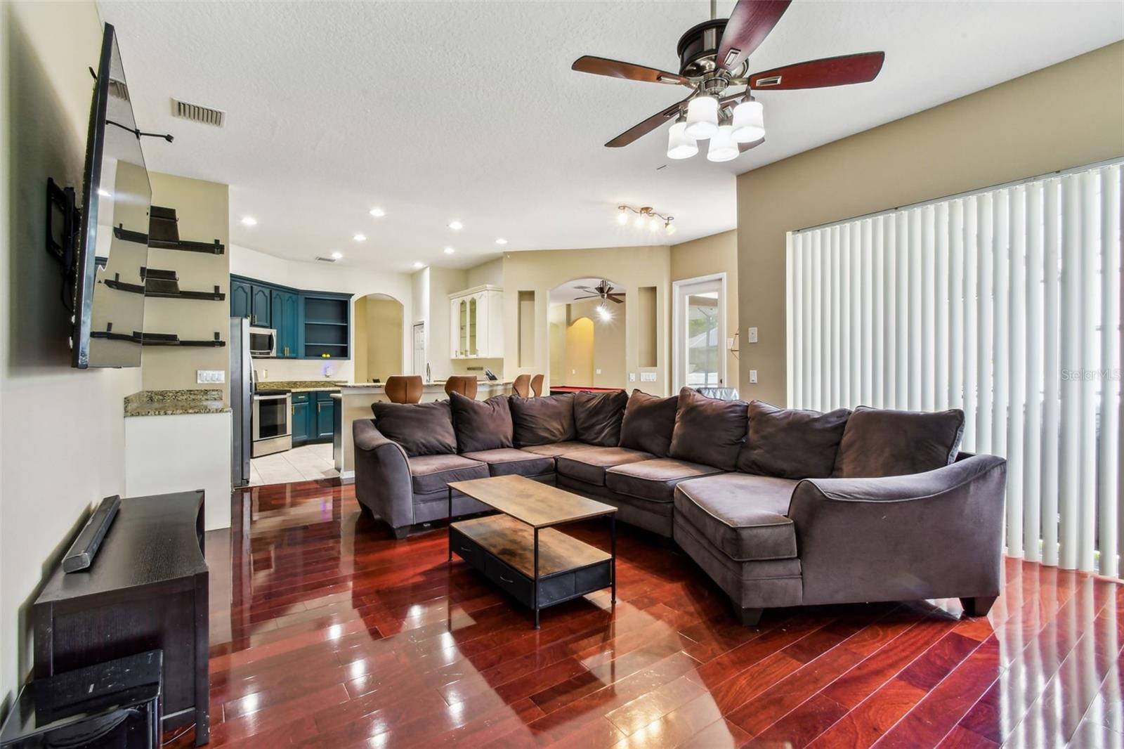 2009 RAVEN MANOR DRIVE