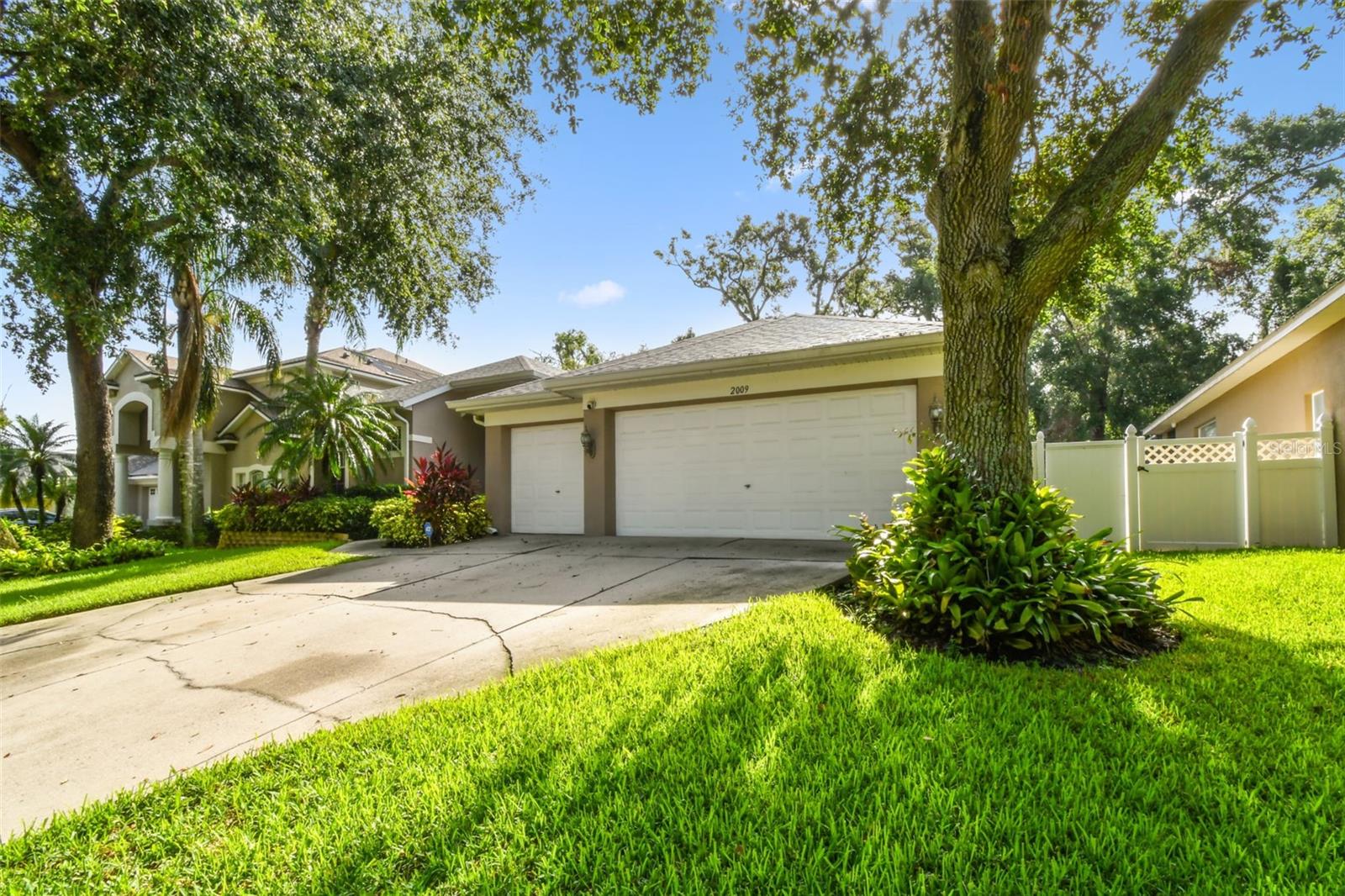 RIDGE CREST SUB UNITS - Residential