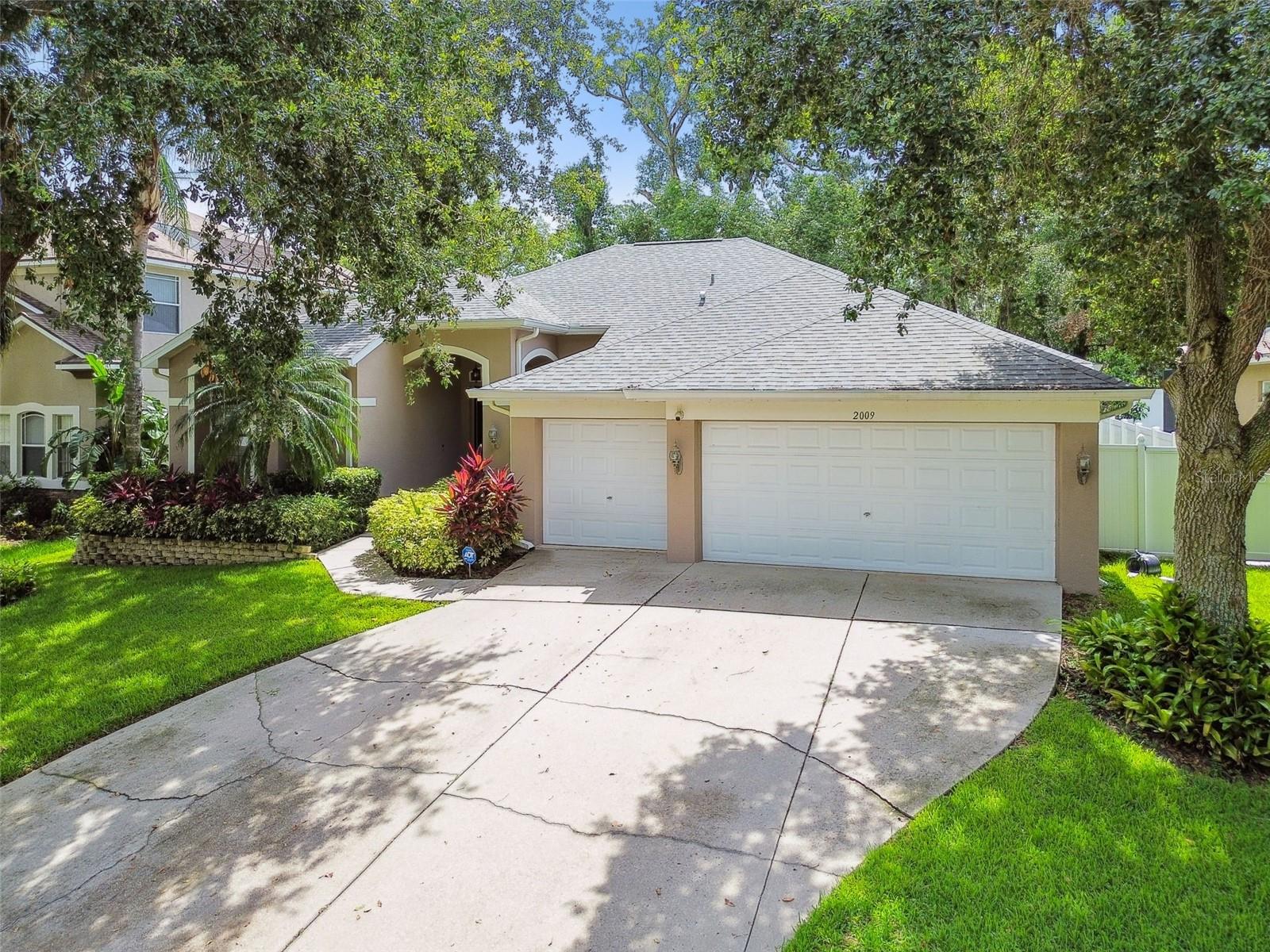 RIDGE CREST SUB UNITS - Residential