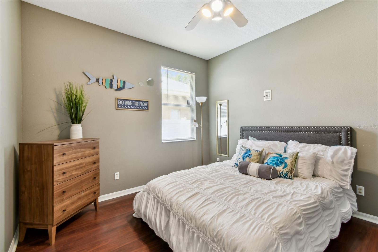 RIDGE CREST SUB UNITS - Residential