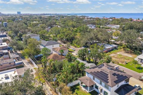 A home in TAMPA