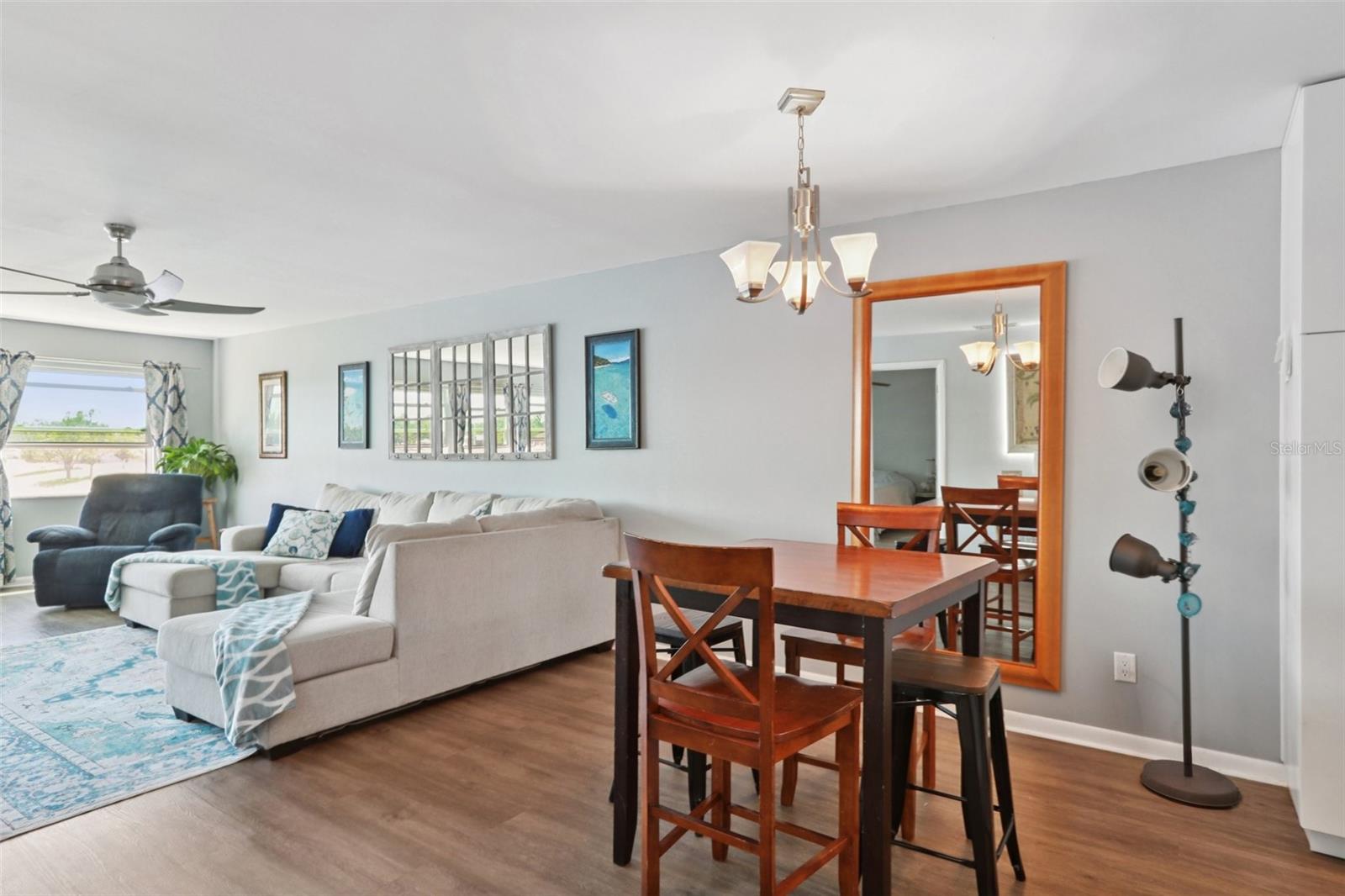 CHALET-ON-THE-LAKE CONDO - Residential