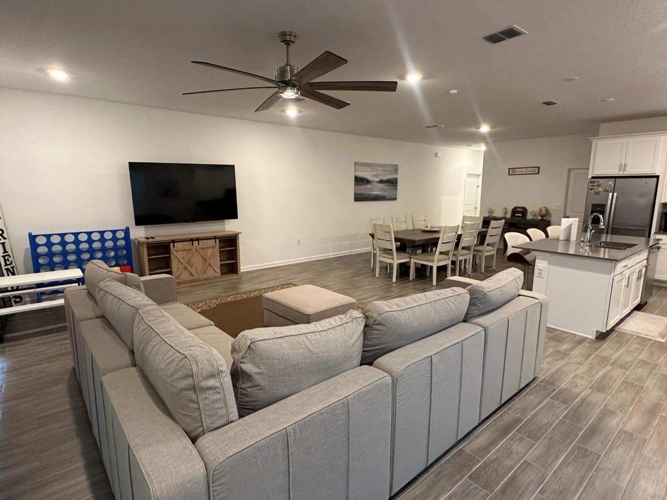 PINE GLEN - Residential Lease