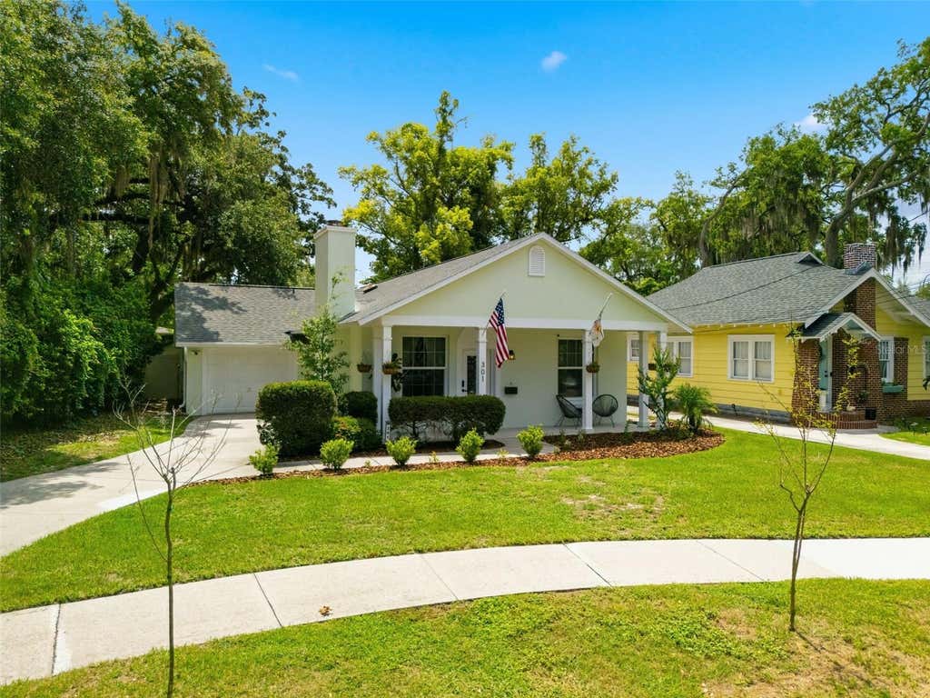 Photo of 301 S Lawsona Boulevard, Orlando, FL 32801 (MLS # O6420268)