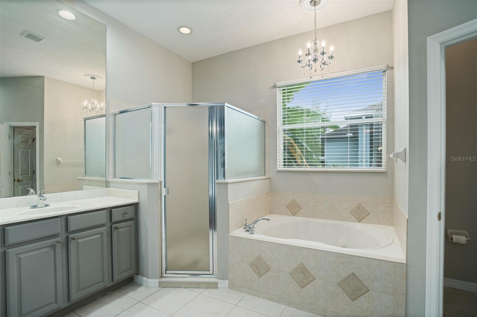 CARRIAGE POINTE A-I & L - Residential Lease