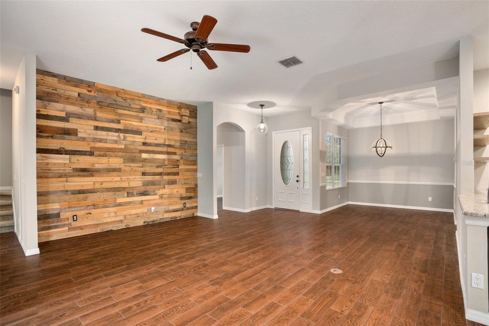 CARRIAGE POINTE A-I & L - Residential Lease