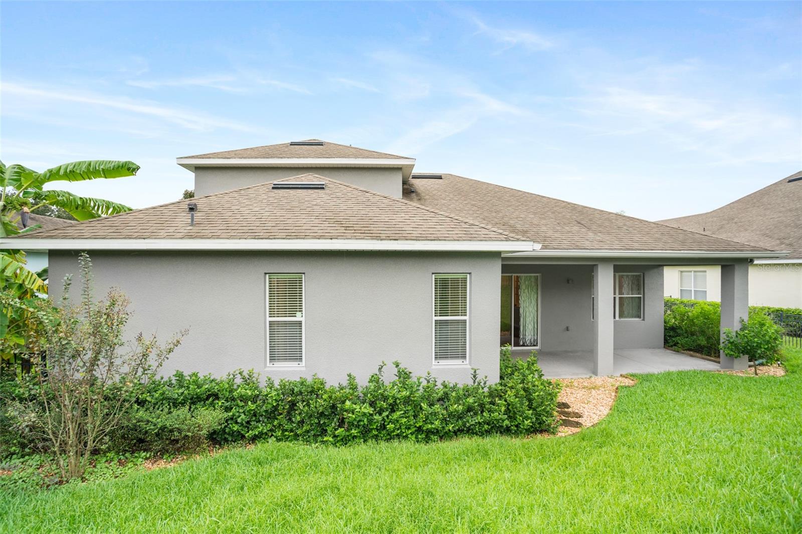 CARRIAGE POINTE A-I & L - Residential Lease