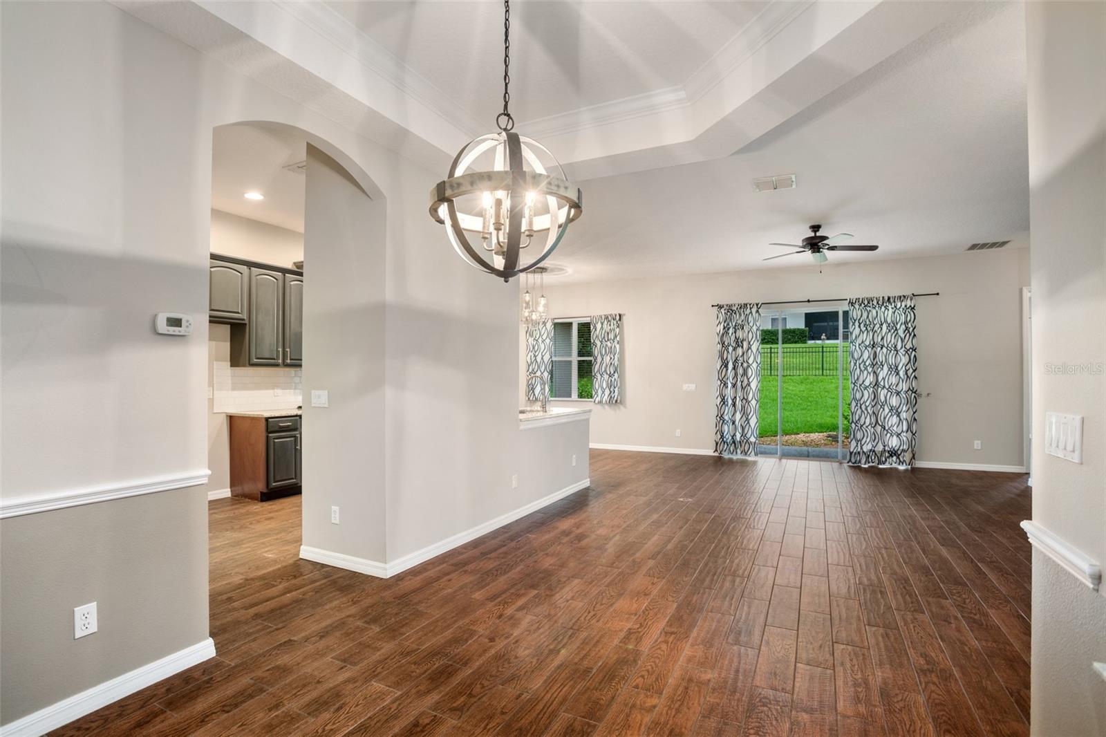 CARRIAGE POINTE A-I & L - Residential Lease