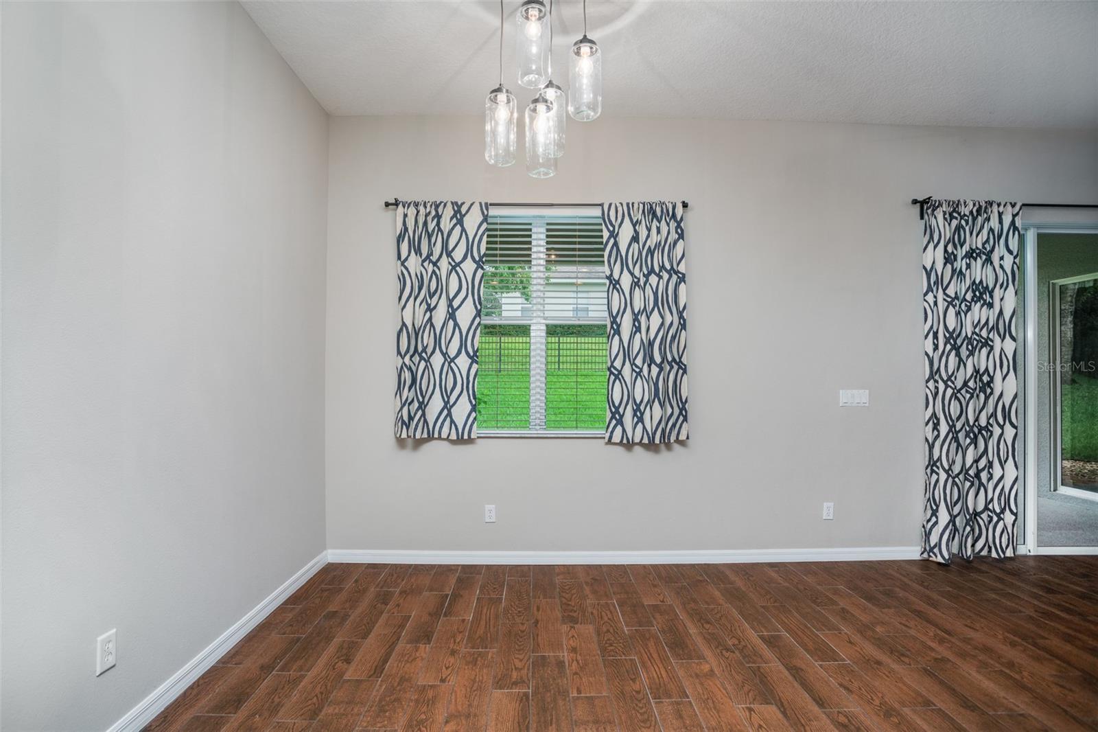 CARRIAGE POINTE A-I & L - Residential Lease