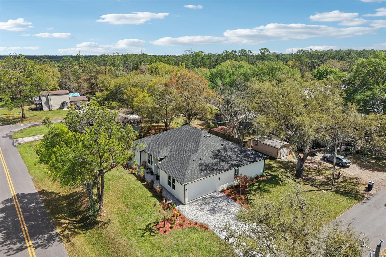 OAKWOOD SHORES - Residential