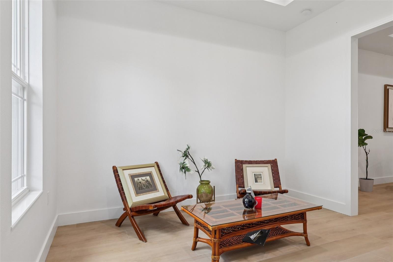 OAKWOOD SHORES - Residential