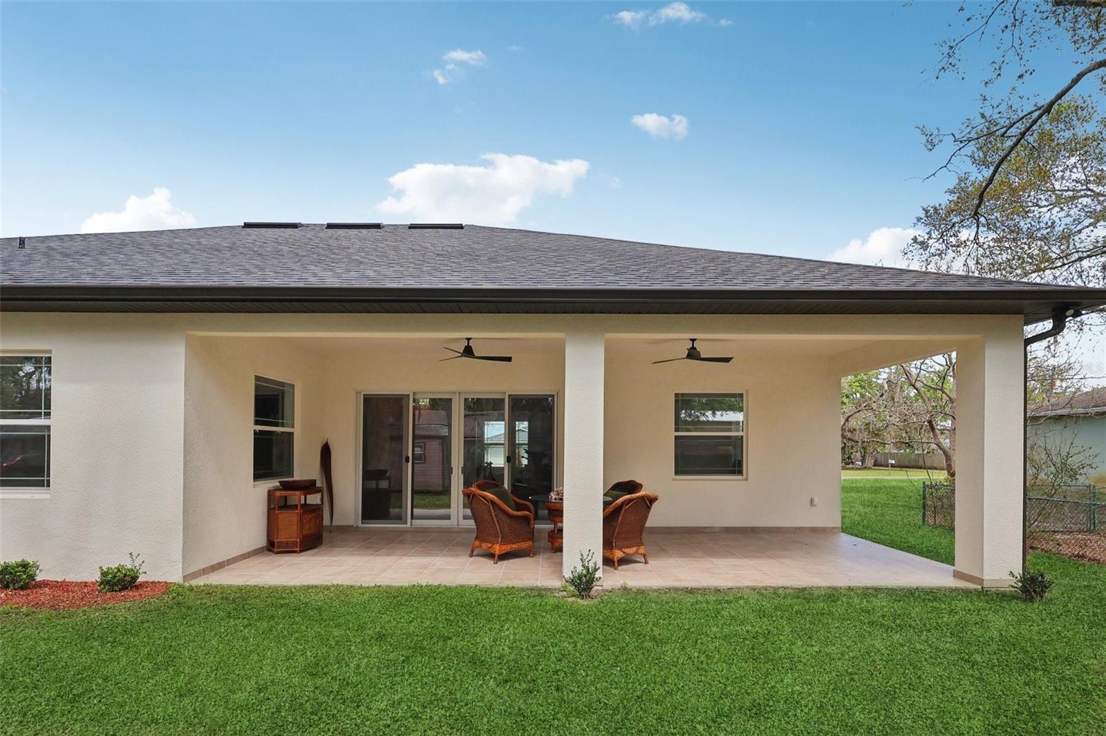 OAKWOOD SHORES - Residential