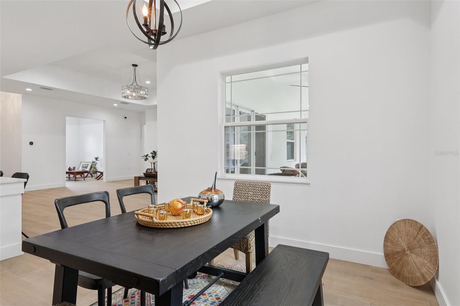 OAKWOOD SHORES - Residential