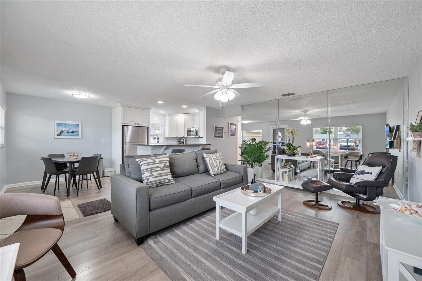 PARADISE POINTE WEST - Residential