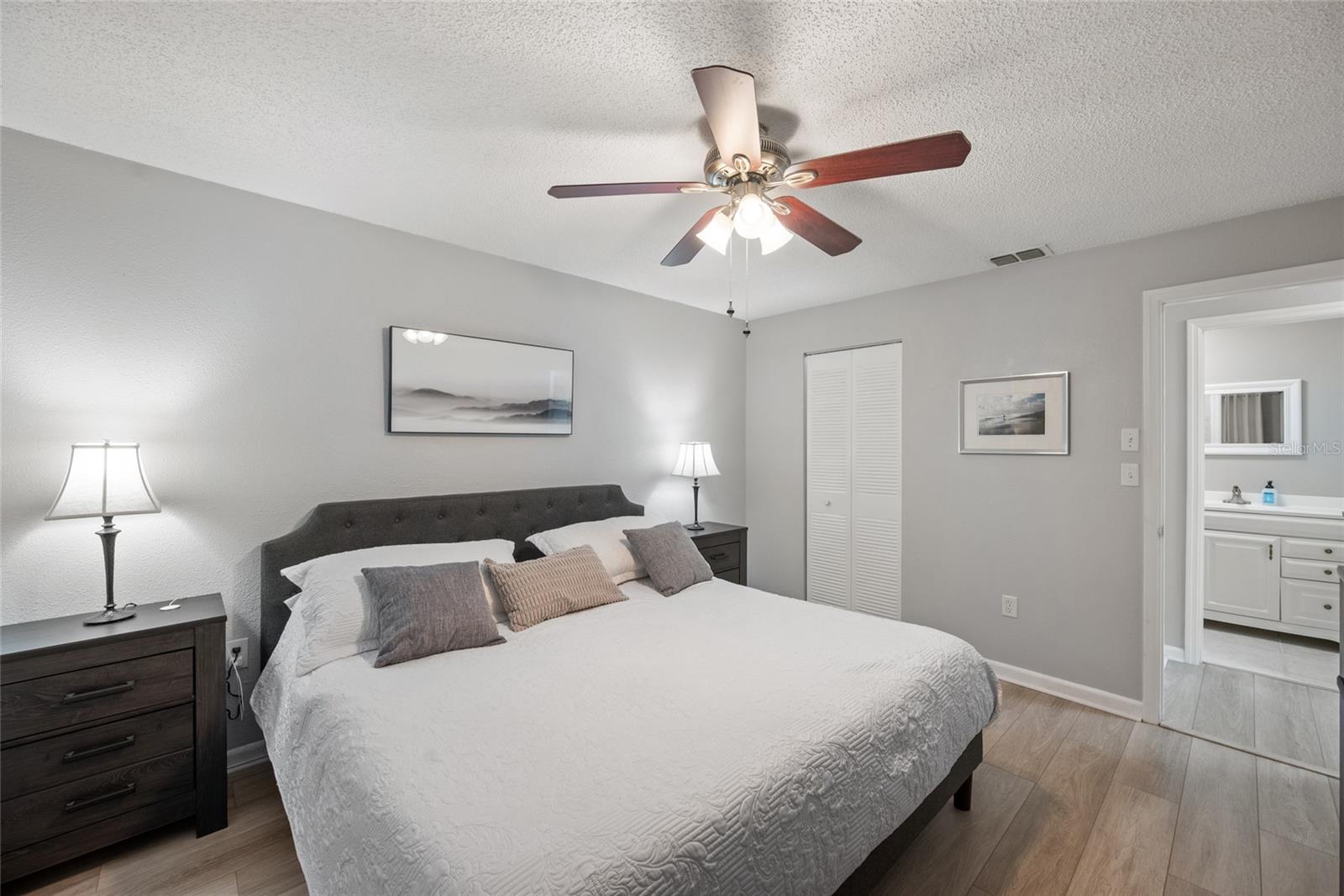 PARADISE POINTE WEST - Residential