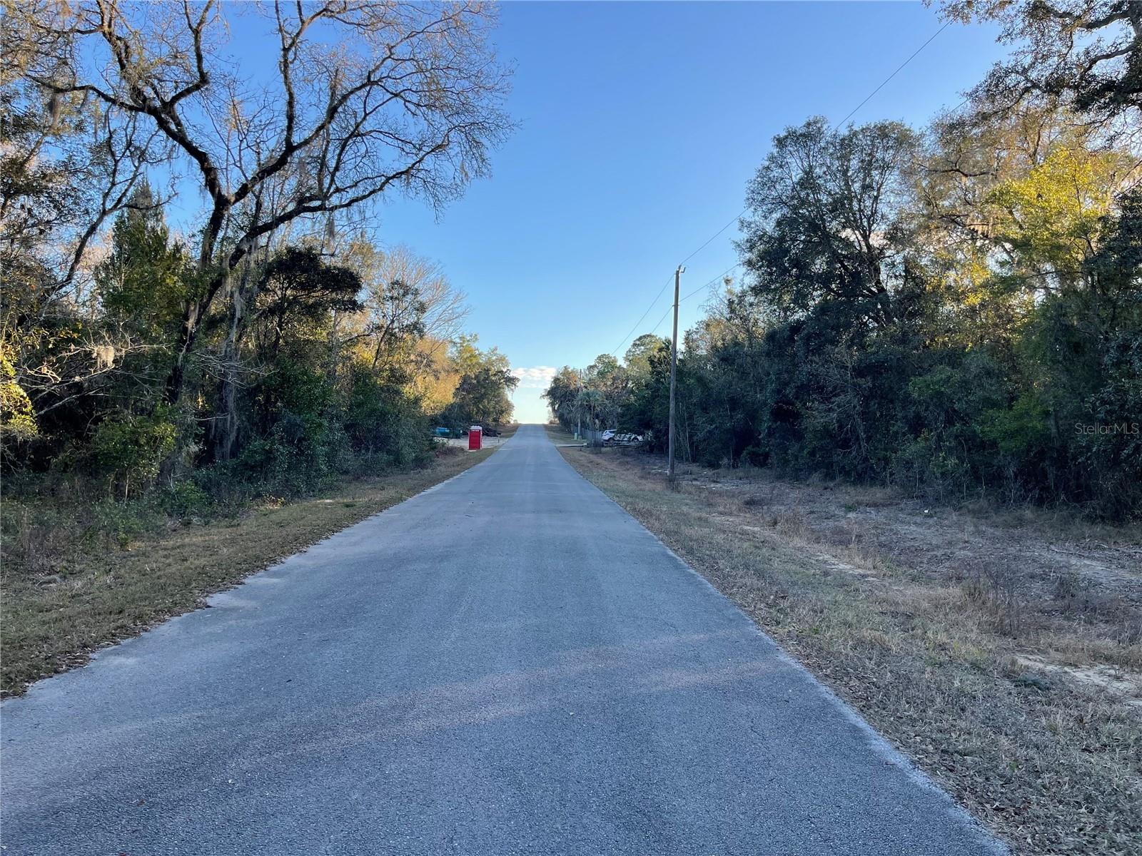 RAINBOW LAKES ESTATES - Land