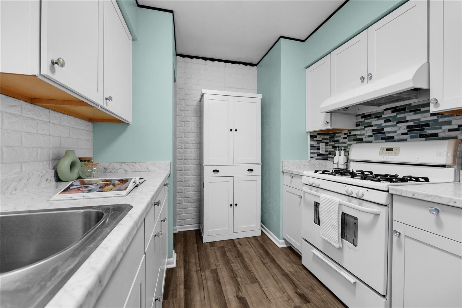 SPRINGTREE III - Residential