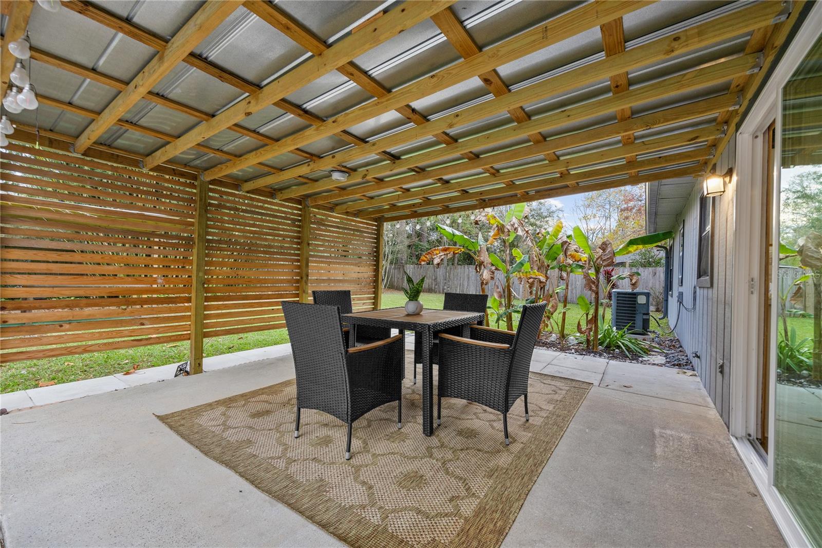 SPRINGTREE III - Residential