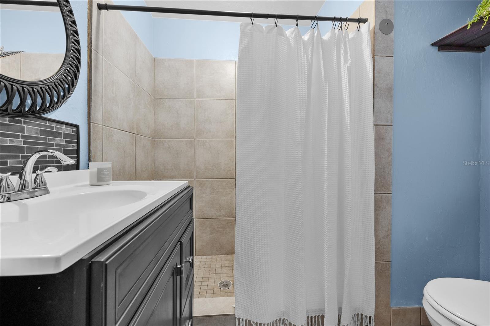 SPRINGTREE III - Residential