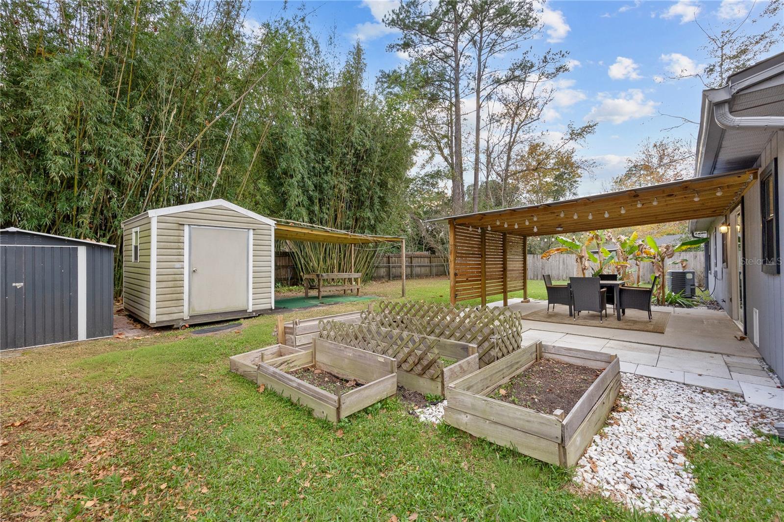 SPRINGTREE III - Residential