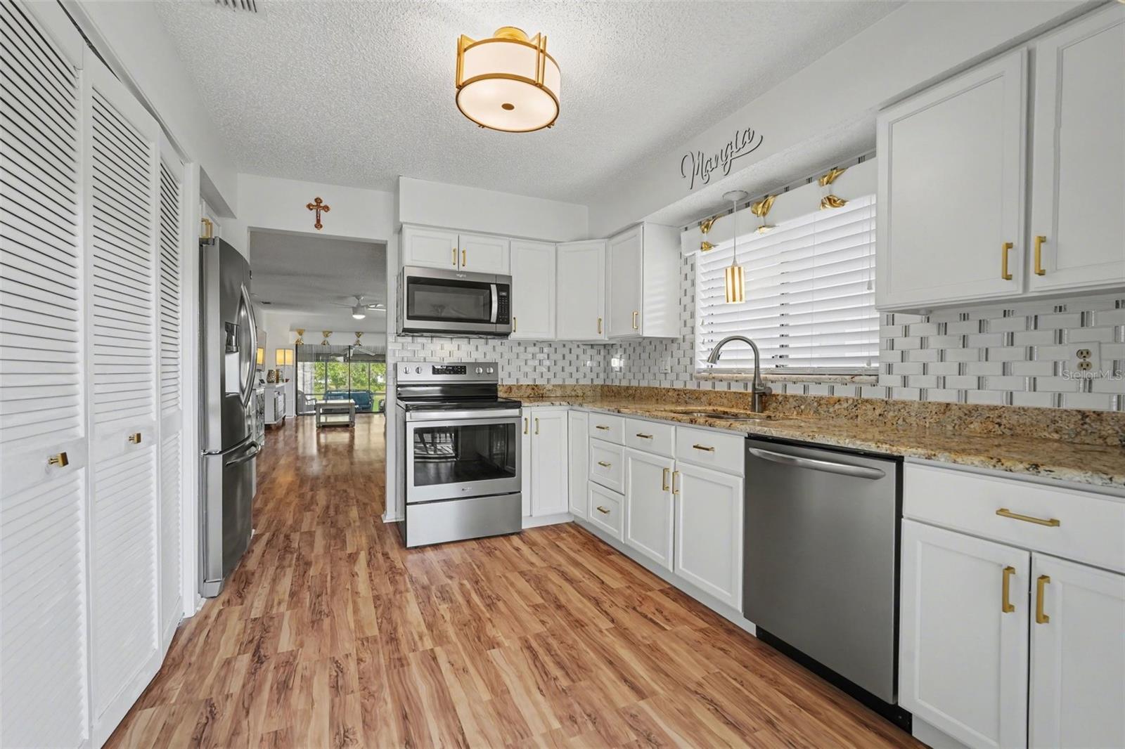 BEACON WOODS WEDGEWOOD CONDO - Residential