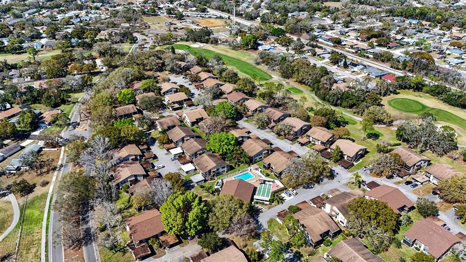 BEACON WOODS WEDGEWOOD CONDO - Residential