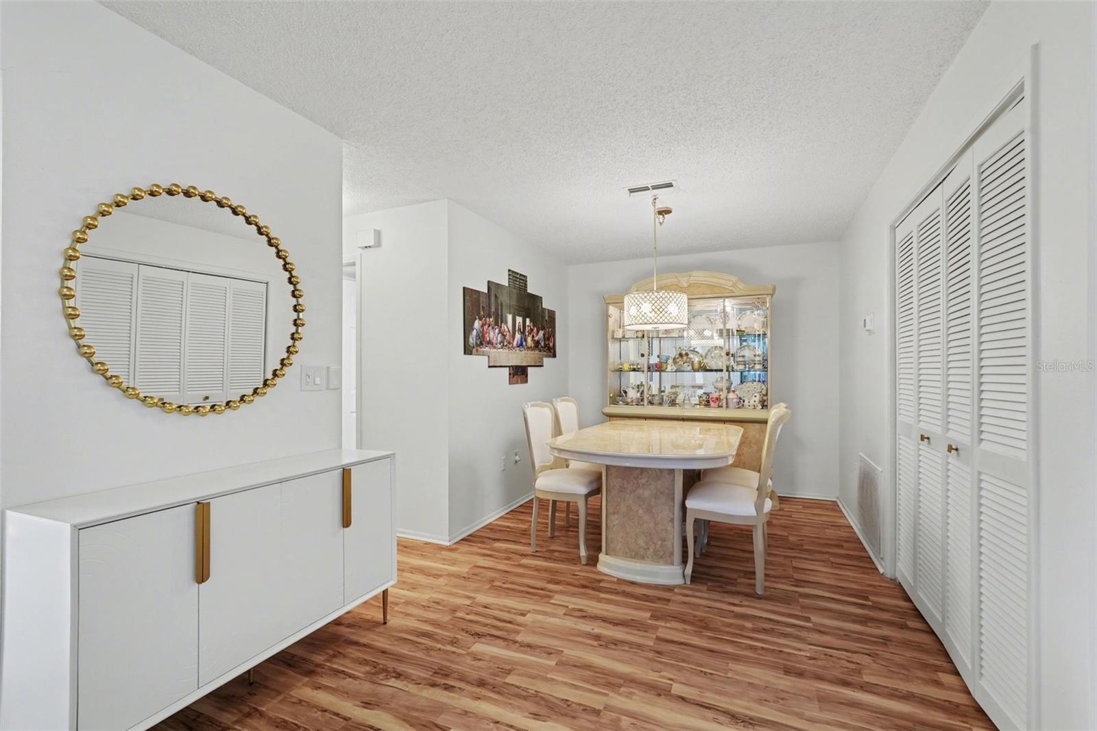 BEACON WOODS WEDGEWOOD CONDO - Residential