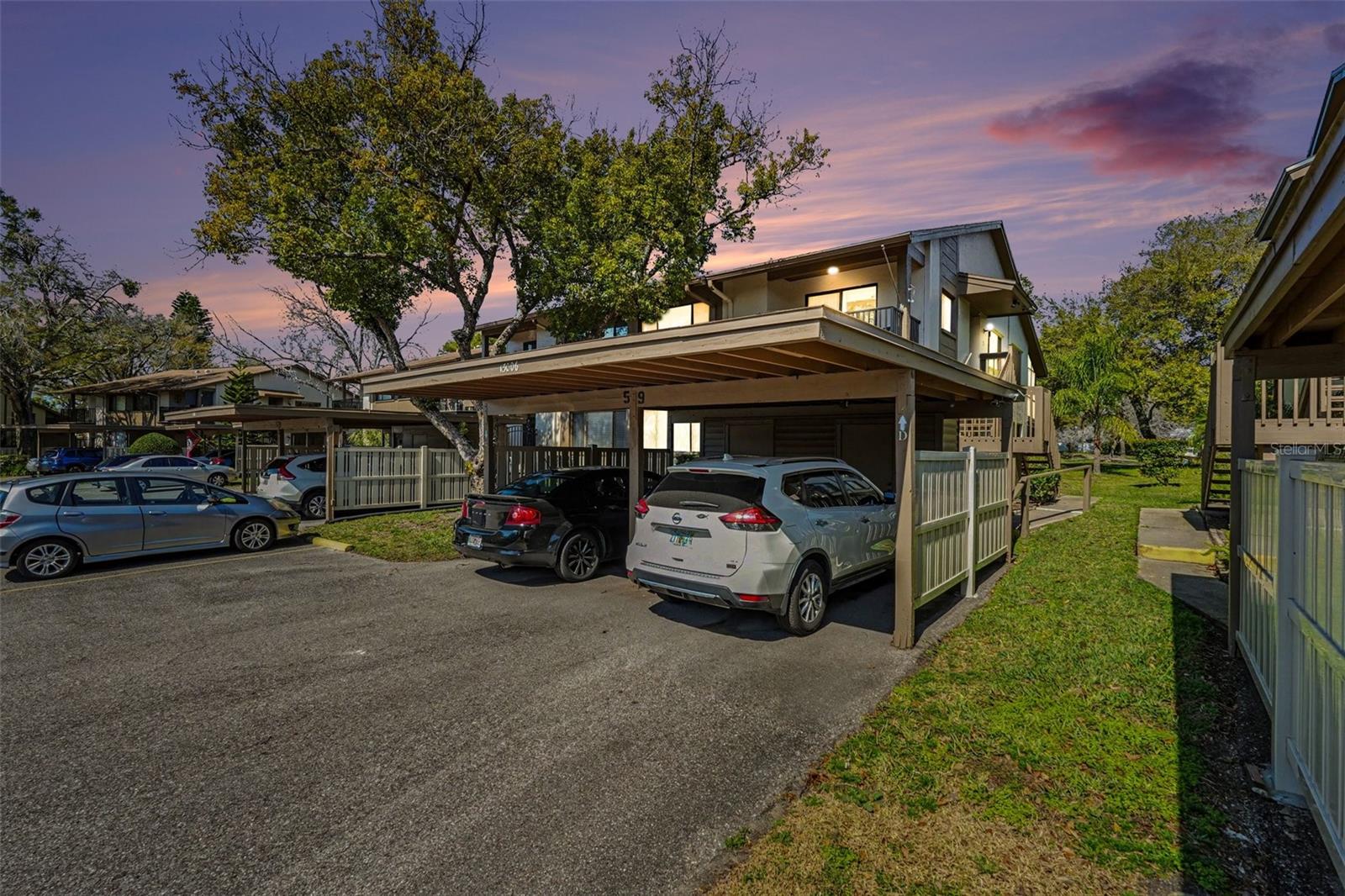 BEACON WOODS WEDGEWOOD CONDO - Residential