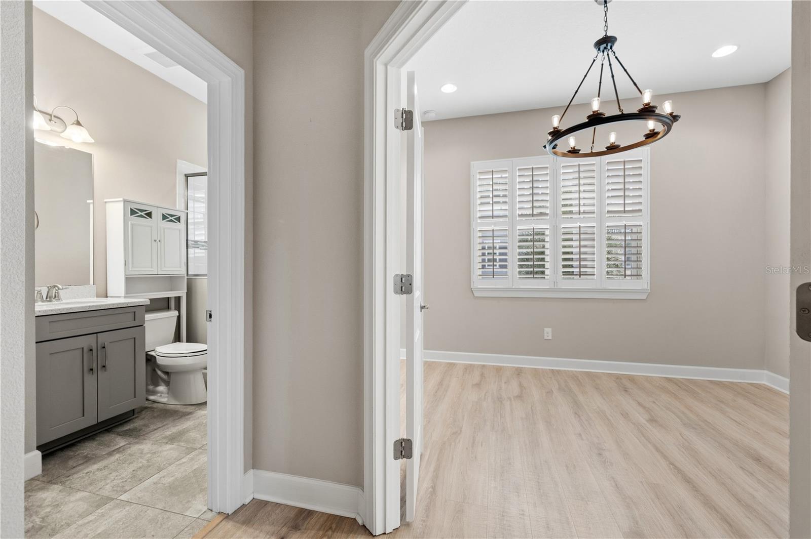 COVE AT LOGGERHEAD MARINA - Residential Lease