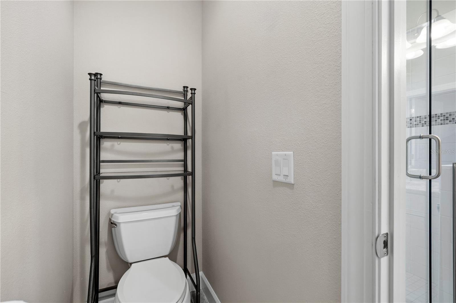 COVE AT LOGGERHEAD MARINA - Residential Lease