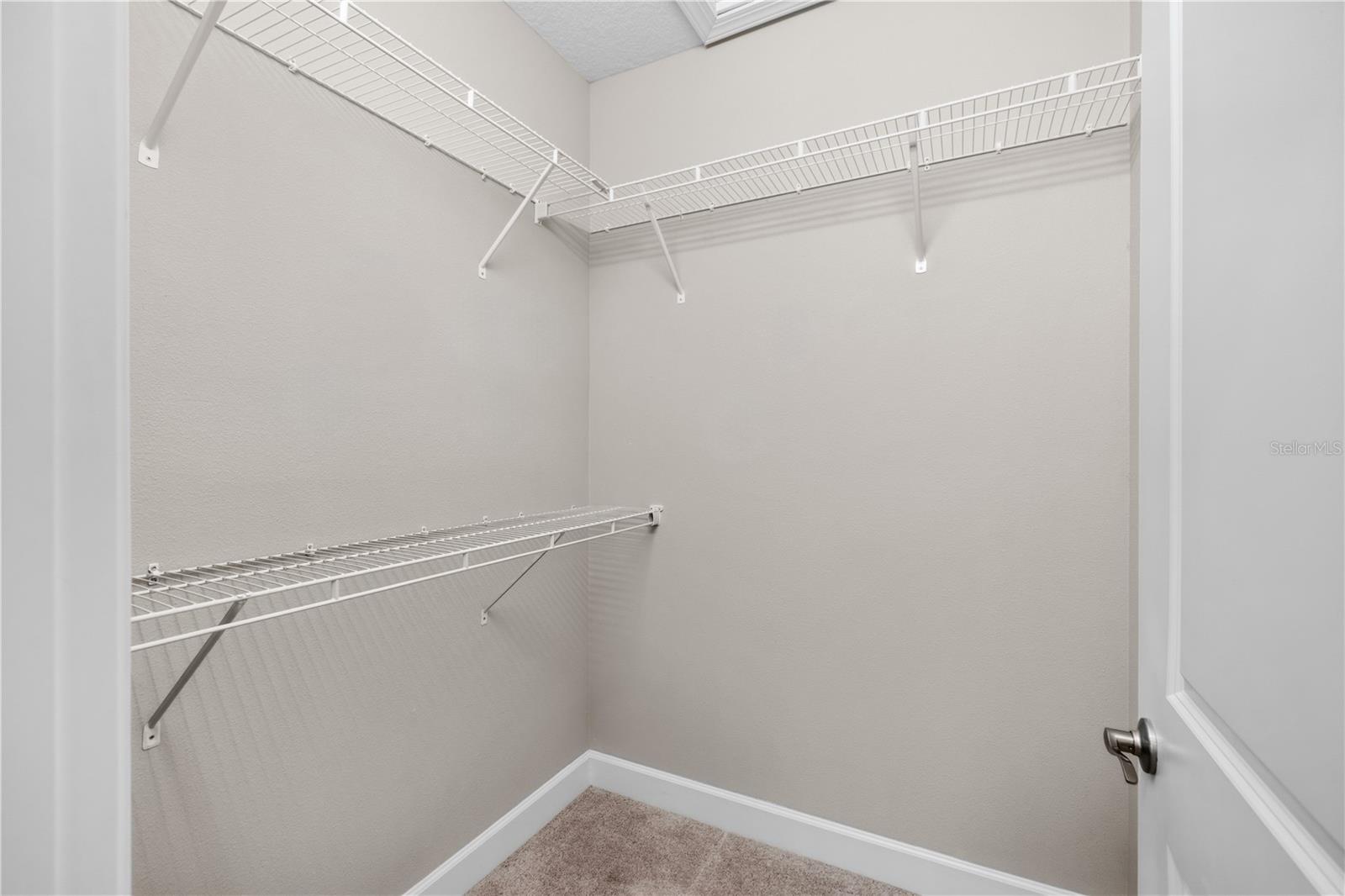 COVE AT LOGGERHEAD MARINA - Residential Lease