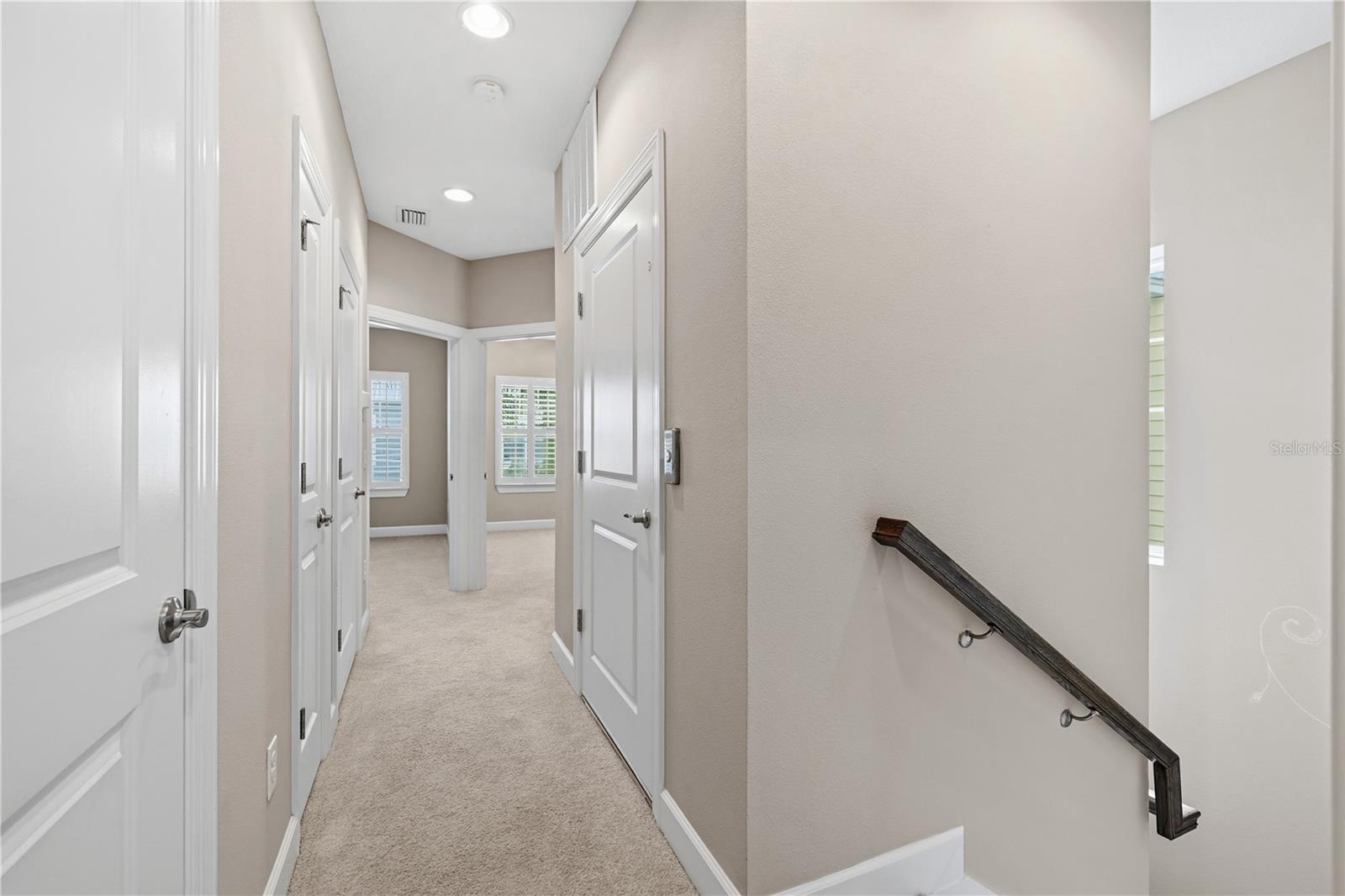 COVE AT LOGGERHEAD MARINA - Residential Lease